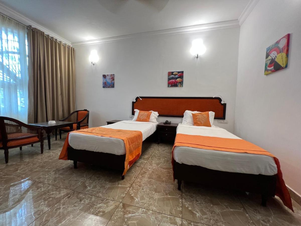 Ats Willingdon Hotel Kochi Εξωτερικό φωτογραφία