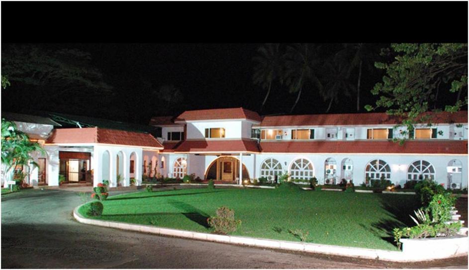 Ats Willingdon Hotel Kochi Εξωτερικό φωτογραφία