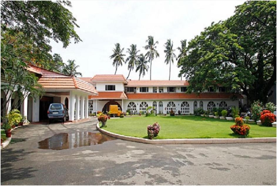 Ats Willingdon Hotel Kochi Εξωτερικό φωτογραφία