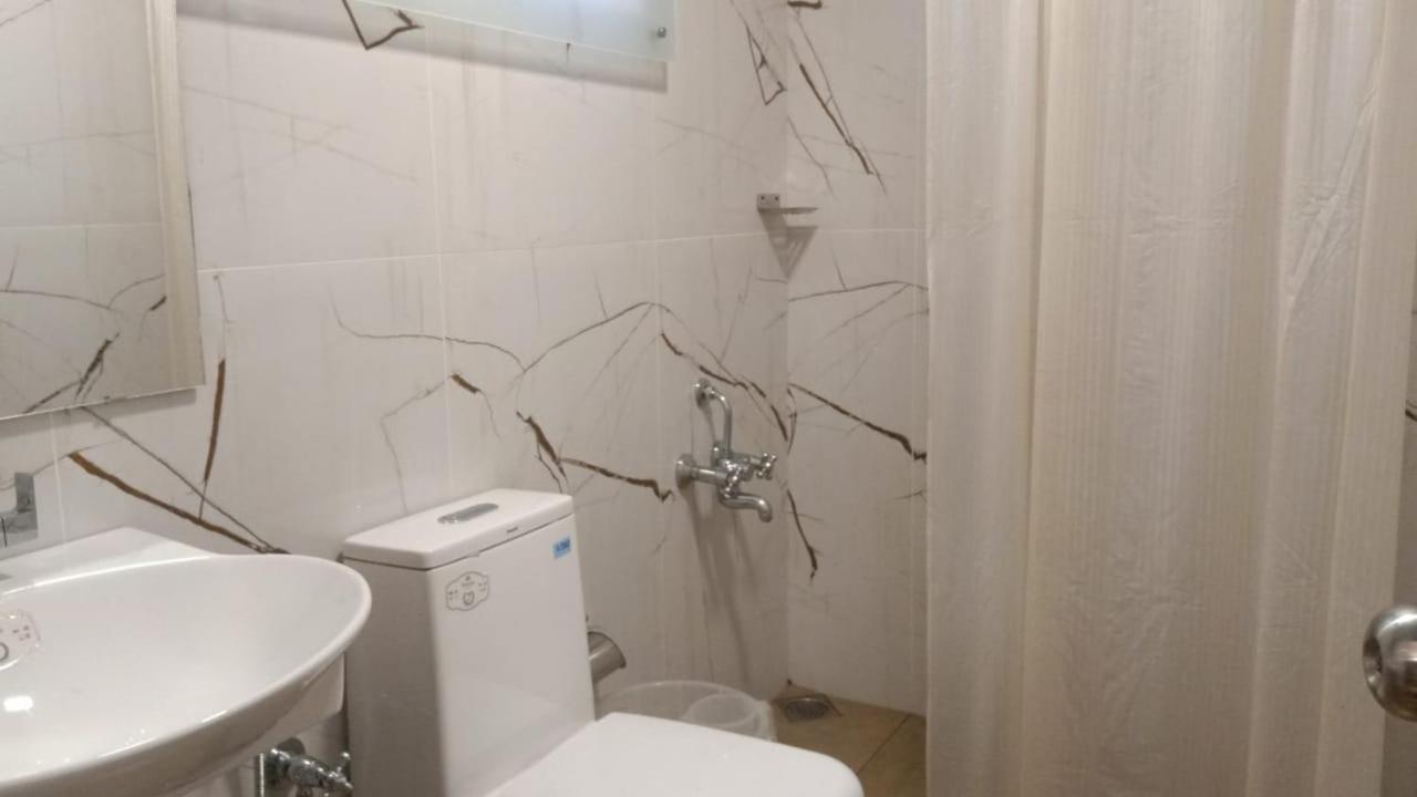 Ats Willingdon Hotel Kochi Εξωτερικό φωτογραφία