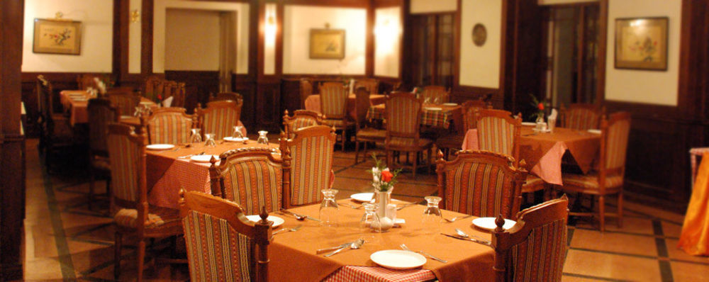 Ats Willingdon Hotel Kochi Εξωτερικό φωτογραφία