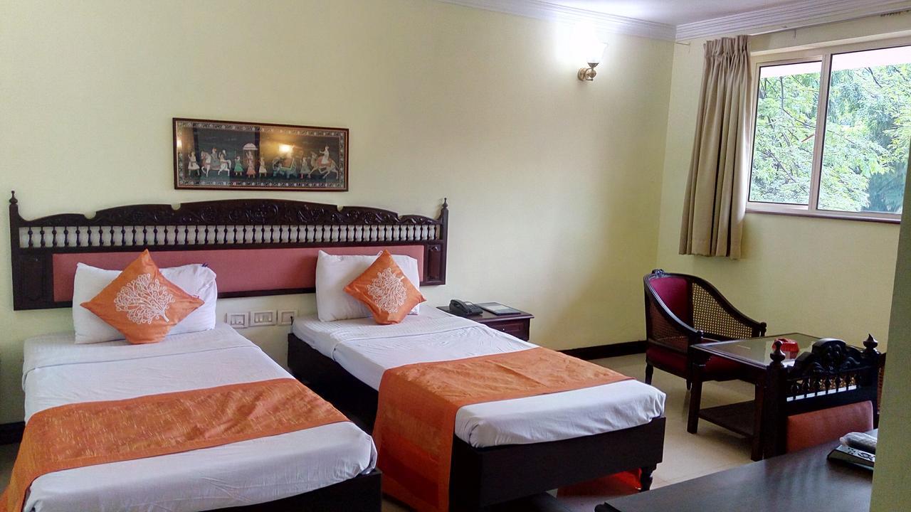 Ats Willingdon Hotel Kochi Εξωτερικό φωτογραφία