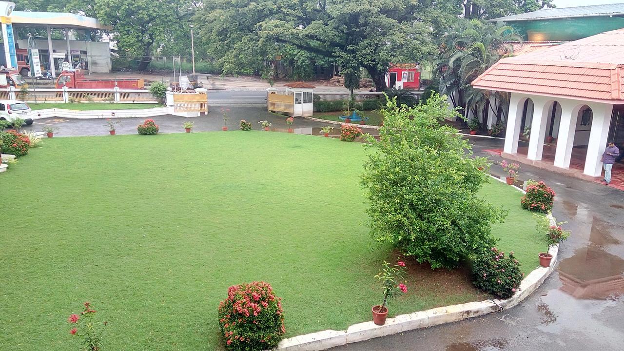 Ats Willingdon Hotel Kochi Εξωτερικό φωτογραφία